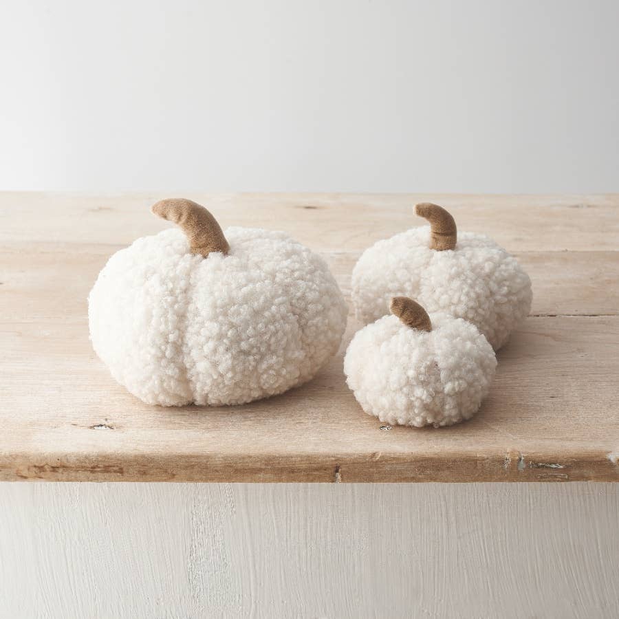 White Sherpa Pumpkin 15cm