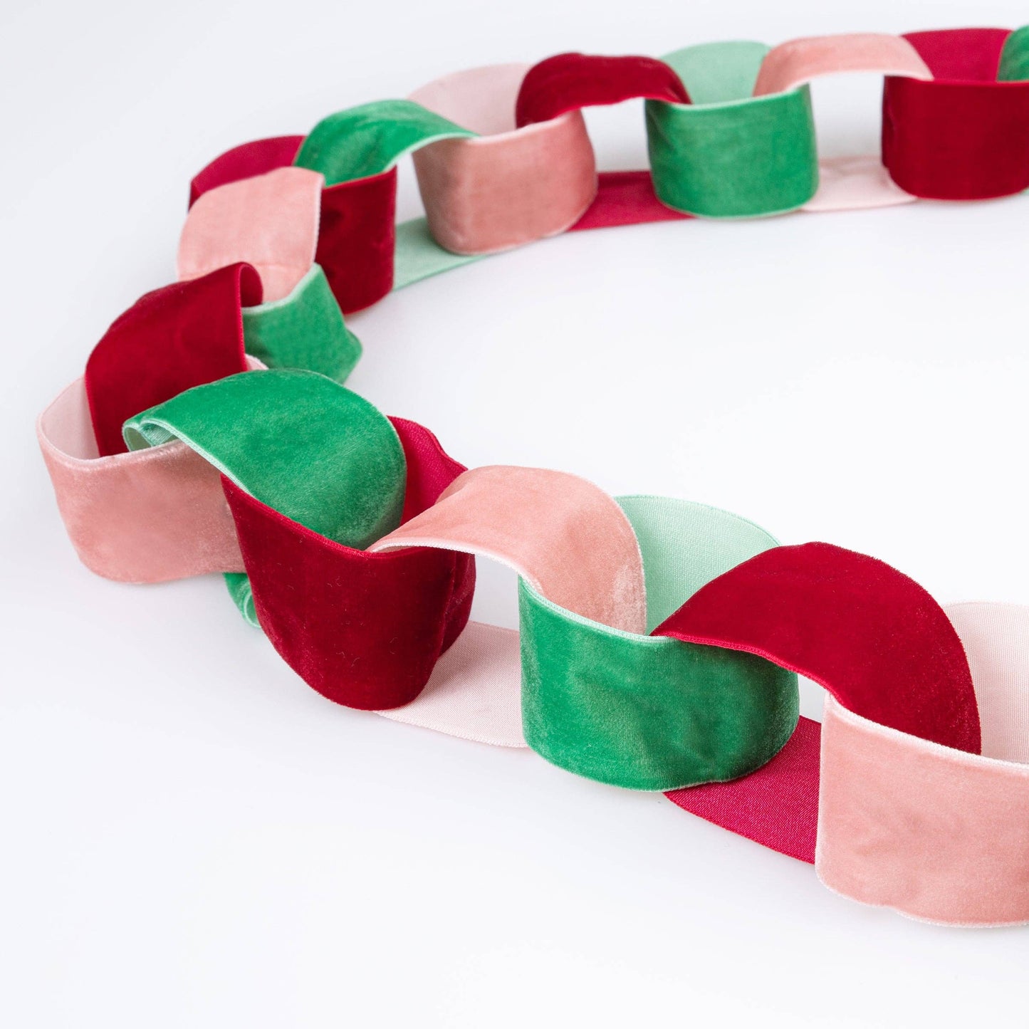 Velvet Chain Link Garland by Meri Meri