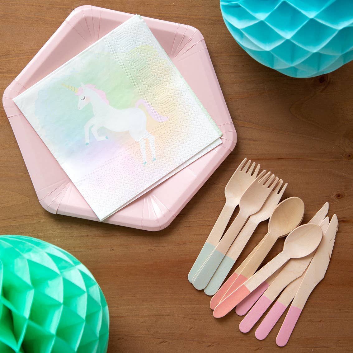 Large Hexagonal Pastel Paper Plates - 8 Pack