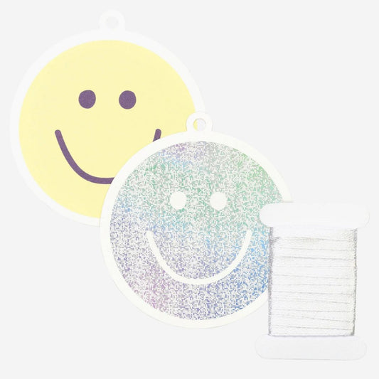 Nea Smiley Gift Tags Kit