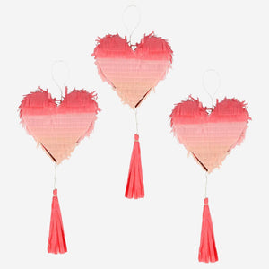 Ombre Heart Piñata Favours 3x